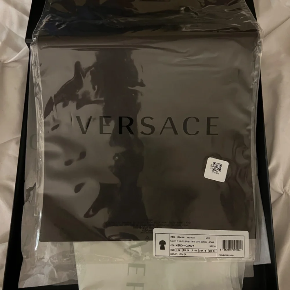 Versace Garment/Accessory Box - Picture 4 of 5